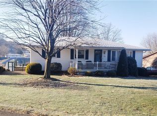 1893 Glendale Dr, Coshocton, OH 43812