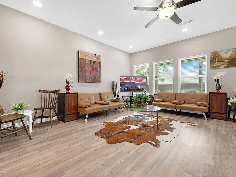 3321 Westminster Dr — Photo 12