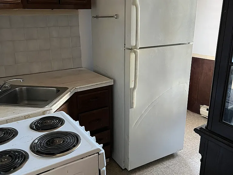 117 Pine St #4 — Photo 4