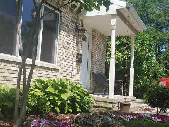 3rd image of 27415 Lorenz St