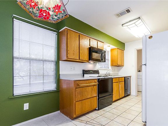 5th image of 1240 Deer Creek Cir