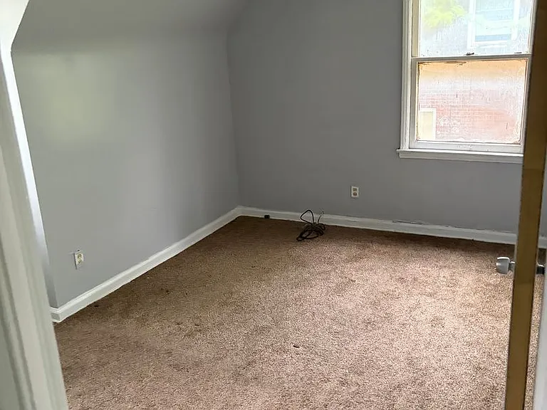 7345 Curtis St — Photo 3