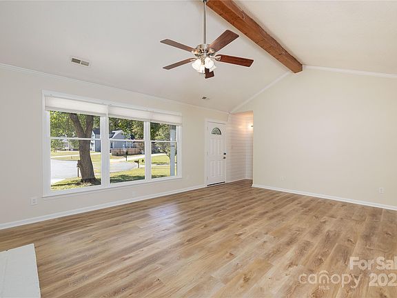 5th image of 2400 Caswell Ct