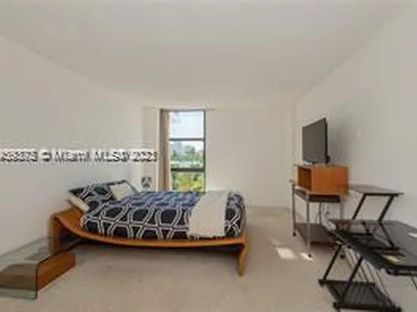 1331 NW 98th Ter, Miami, FL 33147