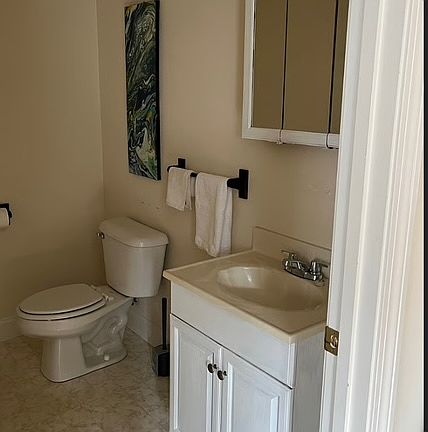 5th image of 9 Center St APT B