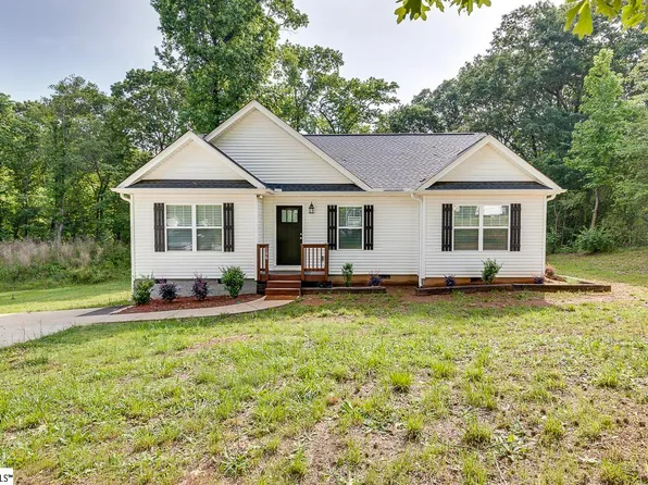 106 Sanders Dr, Easley, SC 29642