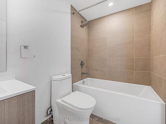 4th image of 100 Queens Cay E #2508