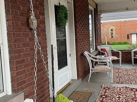 3rd image of 1900 19th St