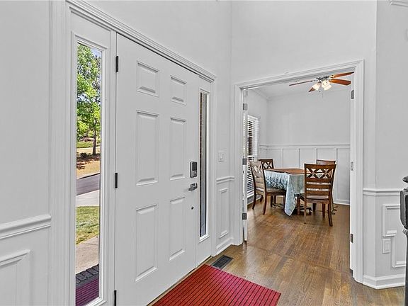 4th image of 515 Misthaven Ct