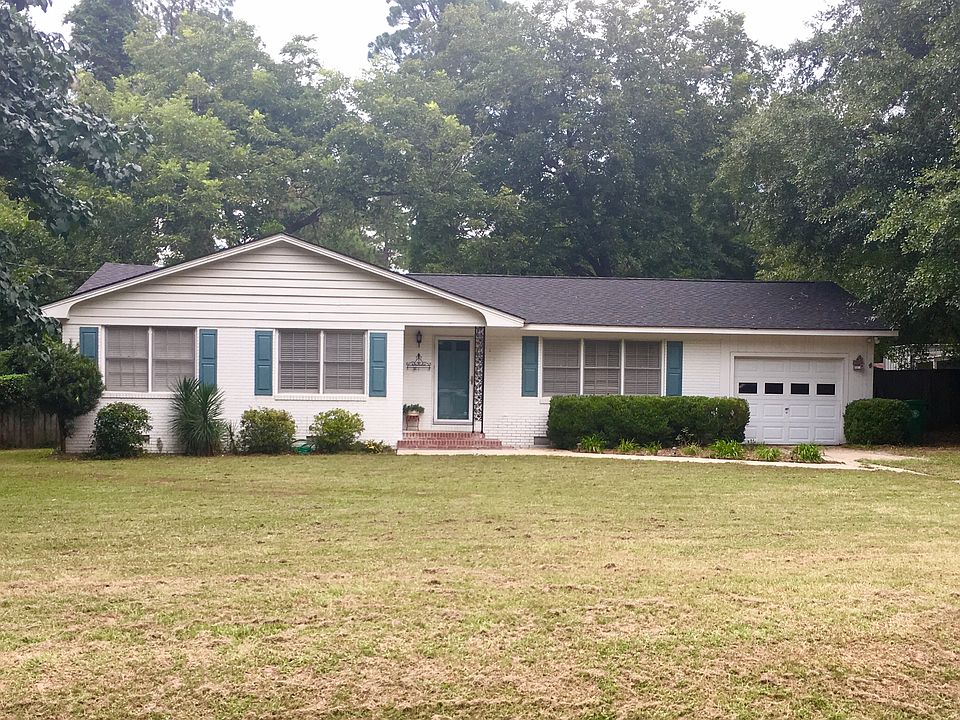 1st image of 1304 McRee Dr