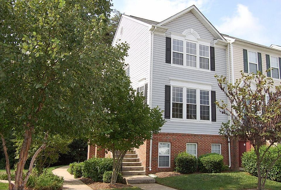 1st image of 8622 Aspen Grove Ct