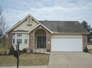 737 Springfield Dr, Wentzville, MO 63385