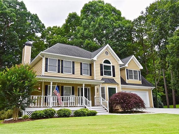2nd image of 1480 Peachcrest Dr