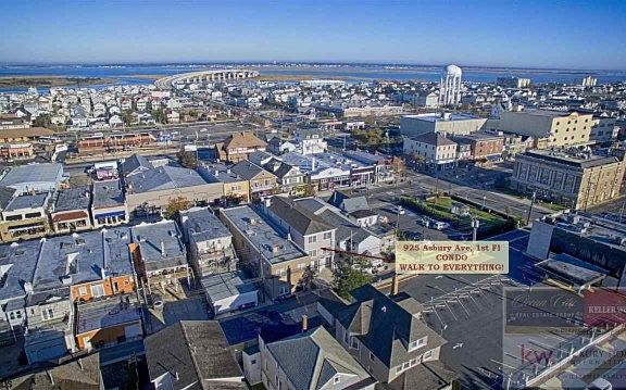 3rd image of 925 Asbury Ave #1