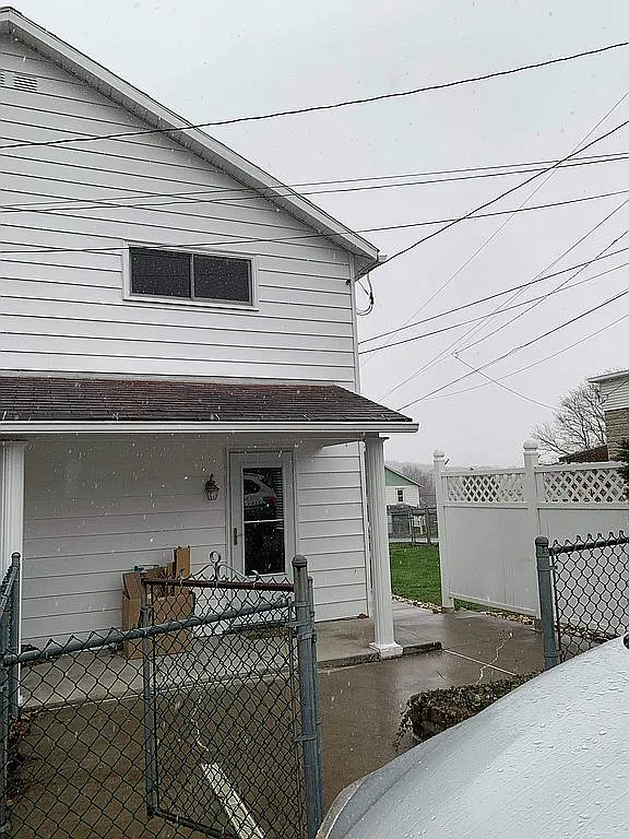 14 Agnes St photo 1