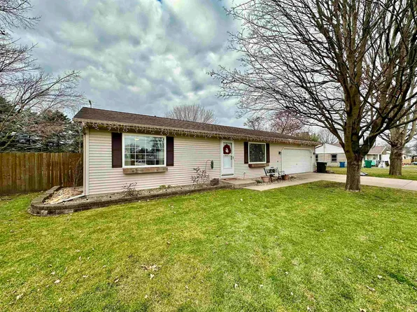 302 Rowland Ave, Leesburg, IN 46538