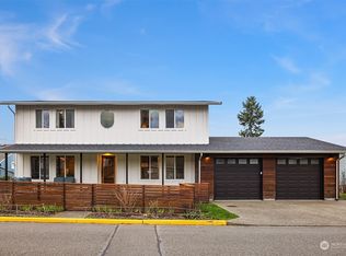 556 6th Ave S, Edmonds, WA 98020