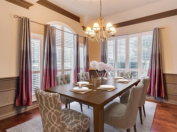 4th image of 2207 W Emerald Bend Ct