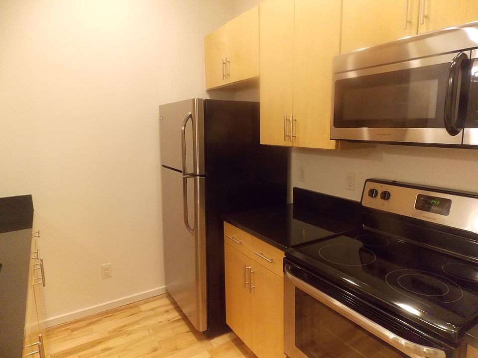 1st image of 316 W Broad St #3