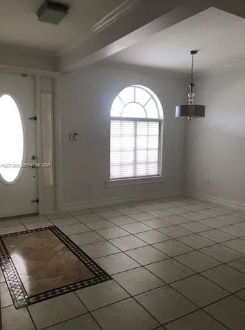 9910 SW 23rd St — Photo 13