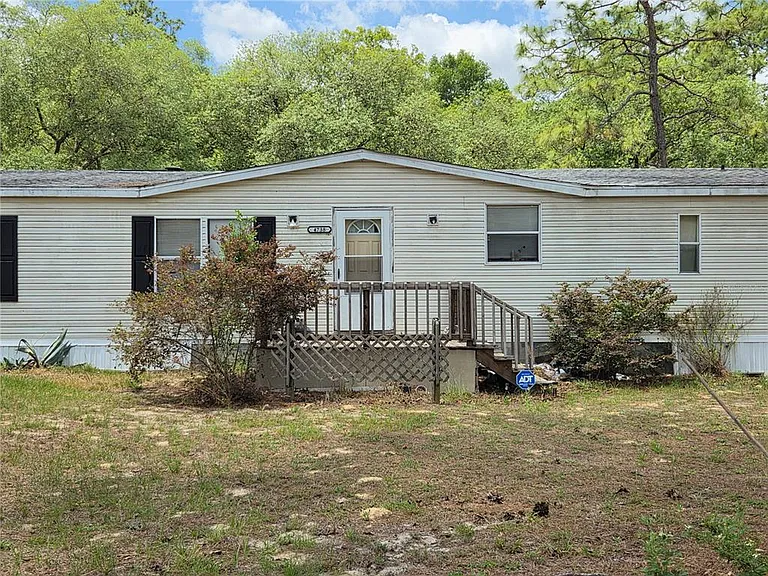 4738 SW 166th Court Rd — Photo 2