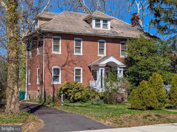 349 E Main St, Lansdale, PA 19446