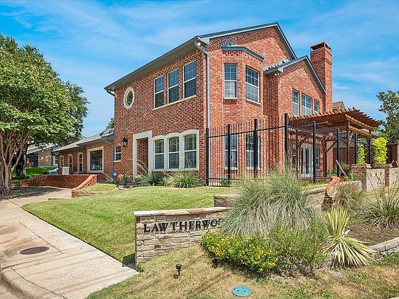 2nd image of 2702 Lawtherwood Ct
