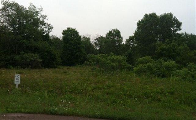 1st image of 16 Harlan Dr