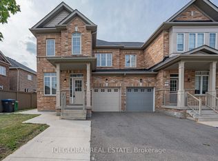 16 Zenida Rd, Brampton, ON L7A4E3