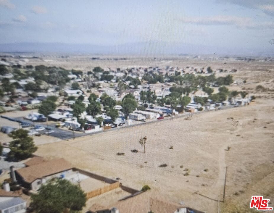 1st image of 0 Vac Ave E