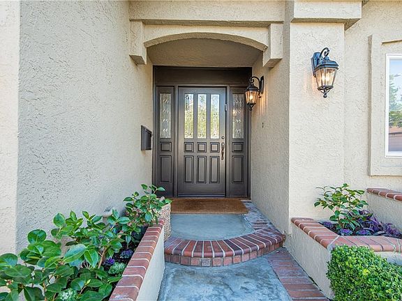 2nd image of 4824 Hazelnut Ave