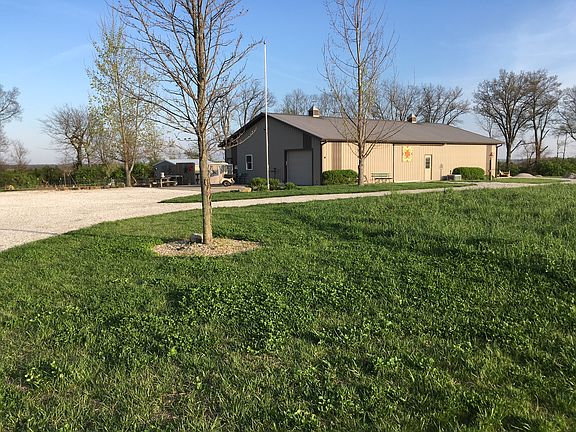 3rd image of 9157 S Old Hwy #41