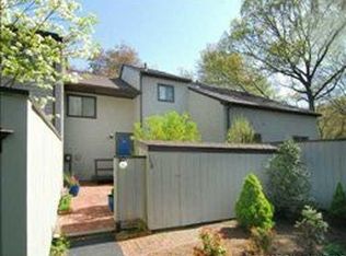 148 Fishing Cove Rd, North Kingstown, RI 02852