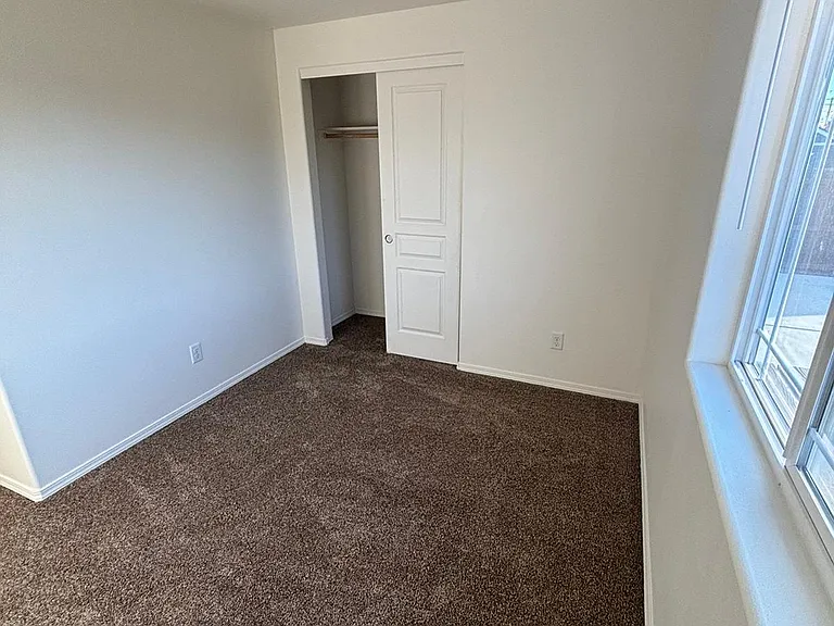 790 NW Green Forest Cir — Photo 12