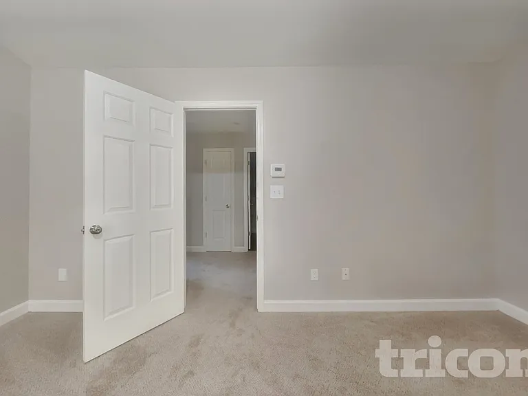 212 Water Mill Rd — Photo 6