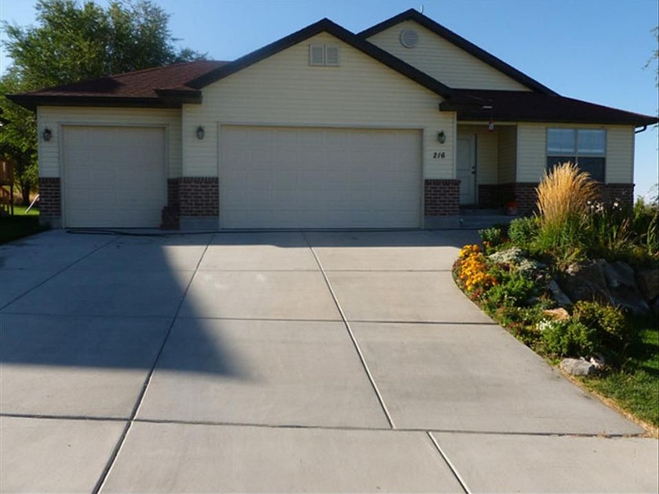 1st image of 216 Appaloosa Way
