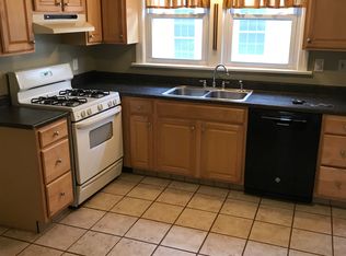 16 Norwood Ave APT 1, Albany, NY 12208