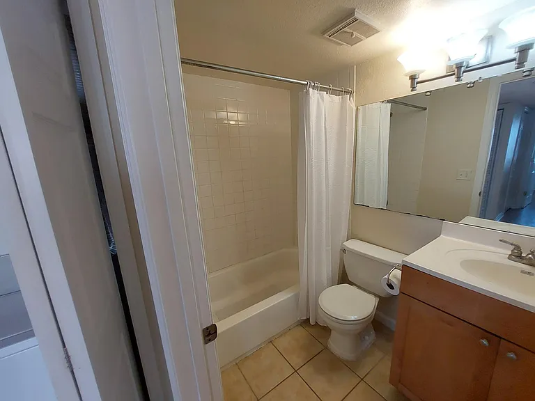 2500 Winding Creek Blvd #E201 — Photo 21