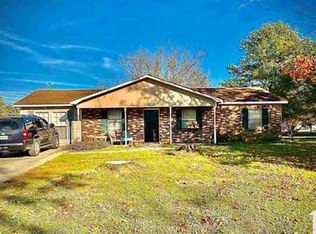 1114 Terry Cir #1, Albertville, AL 35951