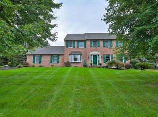 4628 Oakwood Ln, Nazareth, PA 18064