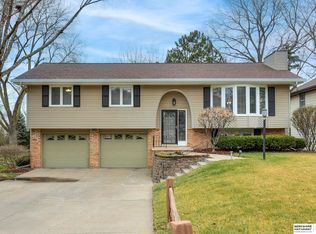 1356 S 143rd St, Omaha, NE 68144