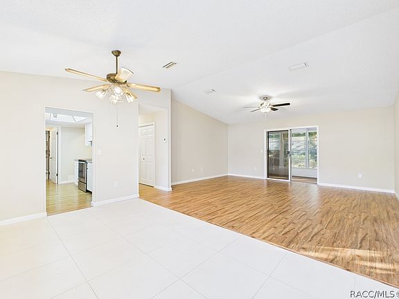 4th image of 8430 SW 105th Pl
