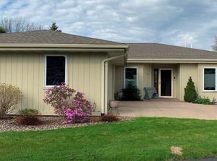 1124 Easthill Dr, Wausau, WI 54403