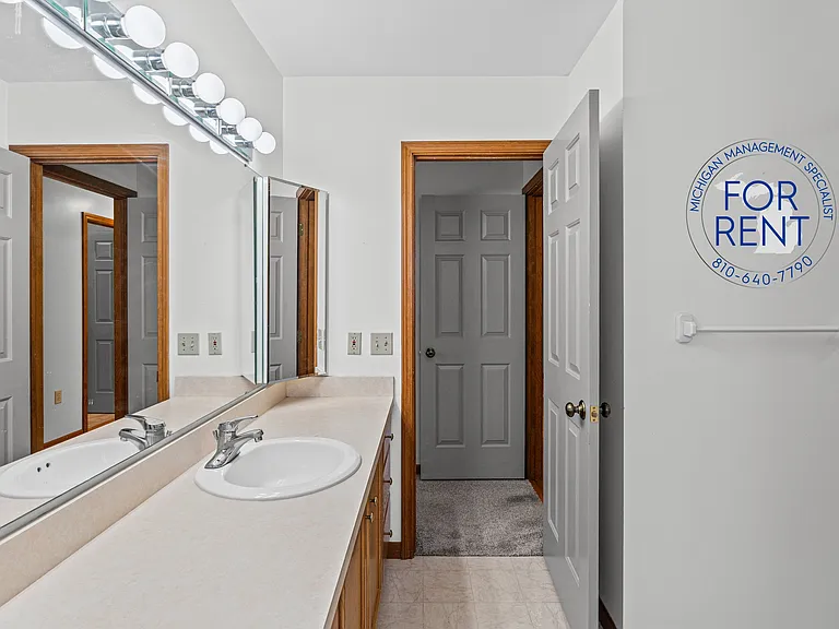 3263 Silverwood Dr #1 — Photo 28
