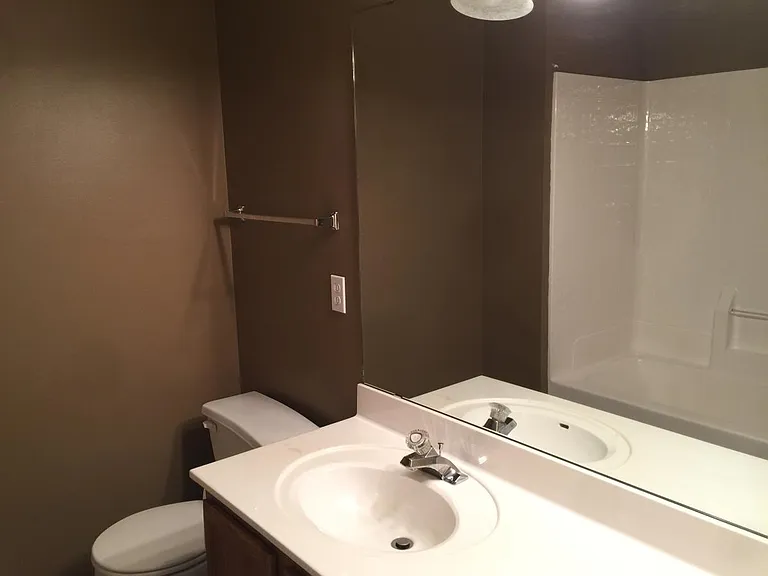 1023 Providence Dr #TOWNHOUSE — Photo 10