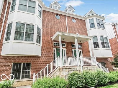 839 N Park Trail Dr, Carmel, IN, 46032