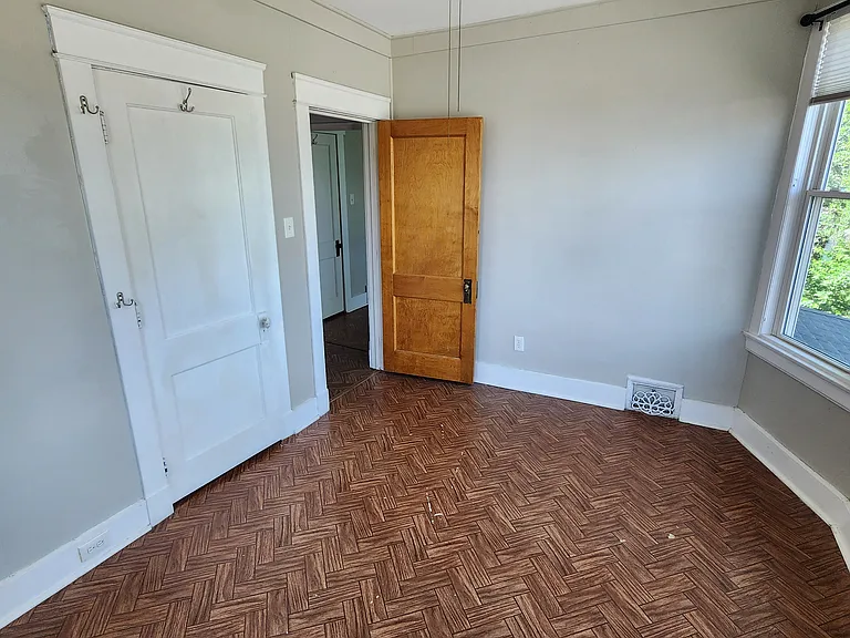 732 N 12th St #2 — Photo 5