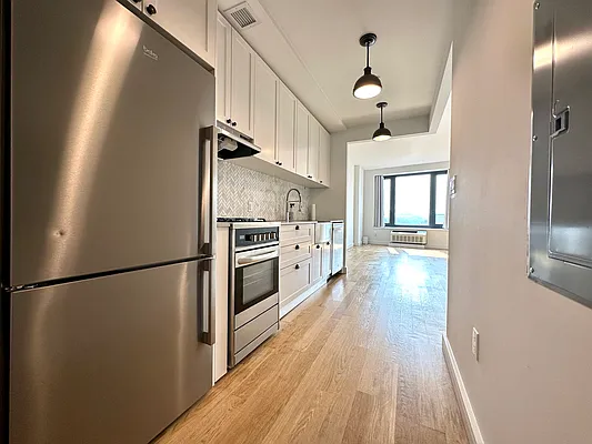 Rented by Zjama Realty Corp | media 2