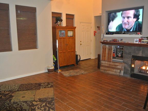 4th image of 572 Gardenia Pl