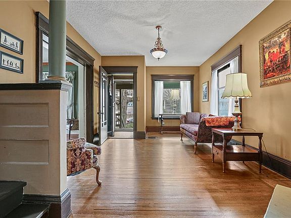 3rd image of 6402 W Clinton Ave